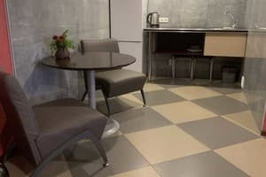 Гостиный двор На Буковинской. Полулюкс двухместный с балконом (2+2) 4