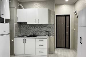 Апарт-отель На Набережной. Апартаменты одноместный №4 второй этаж 5