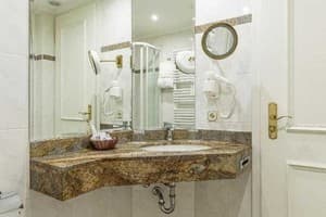 Отель Национальный. Полулюкс двухместный (2+1) 6