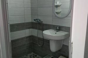 Гостиный двор Наша Дача. Стандарт трехместный  2