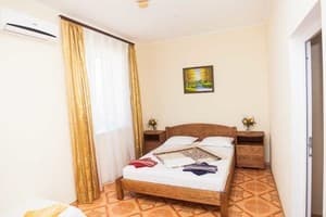 База отдыха Натали. Комфорт 4-местный Family двухкомнатный 1