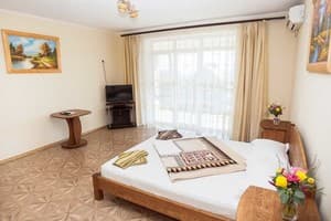 База отдыха Натали. Комфорт 4-местный Family luxe двухкомнатный 6