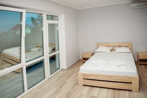 База отдыха Натали. Семейный 4-местный Royal Family Lux 2