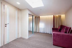 Отель Наталия 18. Люкс двухместный (мансарда) 2+4 4