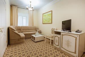 Отель Наталия 18. Люкс двухместный +2 1