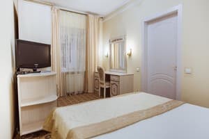 Отель Наталия 18. Люкс двухместный +2 3