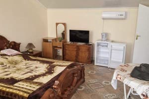 Мини-отель Наутилус. Стандарт двухместный №5  с видом на  море 3