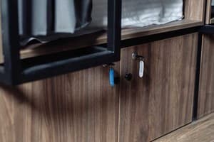 Отель Nesvit Capsule Hotel. Место в женском 8-местном номере  3