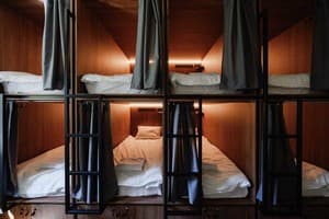 Отель Nesvit Hotel. Место в мужском 8-местном номере  5