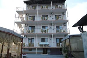 Отель Новый