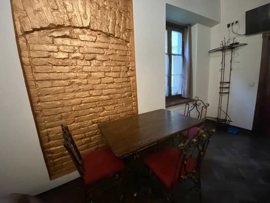 Oberig Леси Украинки 19 4