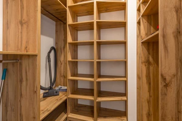 Oberig Под Голоском 15 Б 39