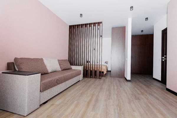 Oberig, Под Голоском 15б/92-2 5