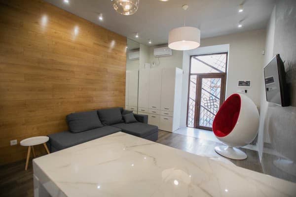 Oberig Староеврейская 15/2 2