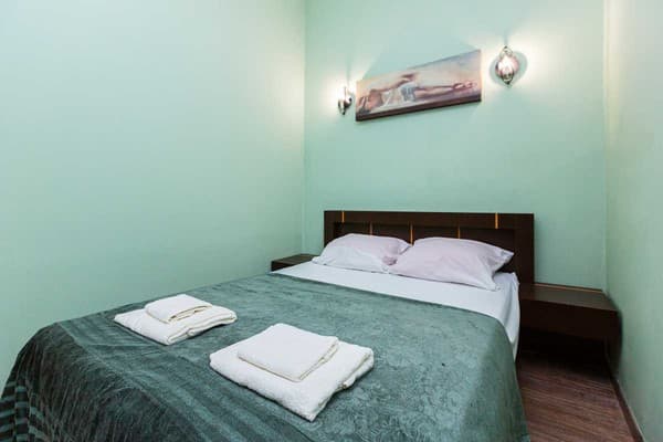 Oberig возле Краковского, ул. Таманська 9/1 1