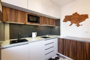 Апарт-отель Old City Center Lviv. Апартаменты 4-местный с балконом 7