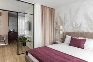 Апарт-отель Old City Center Lviv. Люкс 5-местный с видом на город 5