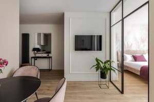 Апарт-отель Old City Center Lviv. Люкс 5-местный с видом на город 18