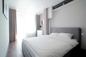 Апарт-отель Old City Center Lviv. Люкс 6-местный с 2 спальнями 6