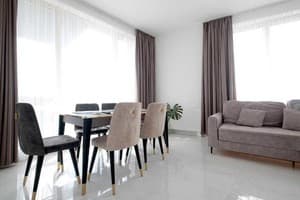 Апарт-отель Old City FORUM Apartments. Люкс 6-местный с 2 спальнями 6