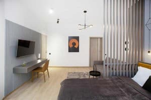 Апарт-отель Old City FORUM Apartments. Люкс трехместный с балконом 3