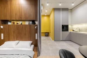 Апарт-отель Old City FORUM Apartments. Студио двухместный с кроватью размера «king-size» и балконом 4