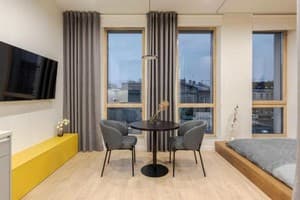 Апарт-отель Old City FORUM Apartments. Студио двухместный с кроватью размера «king-size» и балконом 7