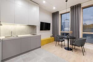 Апарт-отель Old City FORUM Apartments. Студио двухместный с кроватью размера «king-size» и балконом 6