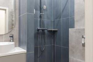 Апарт-отель Old City FORUM Apartments. Студио двухместный с кроватью размера «king-size» и балконом 10