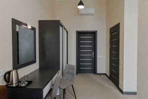 Апарт-отель Opera Passage Hotel & Apartment. Семейный 4-местный 402  3