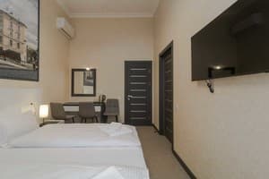 Апарт-отель Opera Passage Hotel & Apartment. Семейный 6-местный 403 2