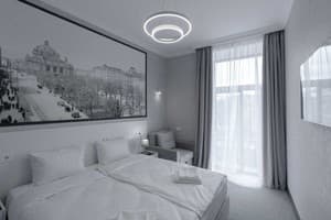 Апарт-отель Opera Passage Hotel & Apartment. Стандарт двухместный Номер с Балконом 301 1