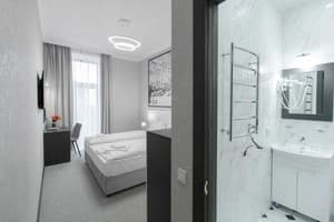 Апарт-отель Opera Passage Hotel & Apartment. Стандарт двухместный Номер с Балконом 305 2