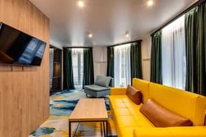 Отель Optima Collection Мурал Львов. Люкс двухместный  1