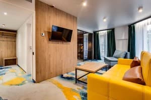 Отель Optima Collection Мурал Львов. Люкс двухместный  8