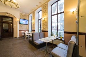 Optima Дворжец Львов 6