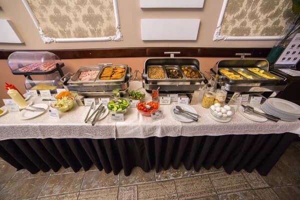 Optima Дворжец Львов 9