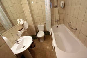 Отель Optima Дворжец Львов. Полулюкс двухместный  2