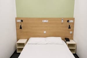 Отель Orange Hotel. Эконом двухместный классик без окна 4