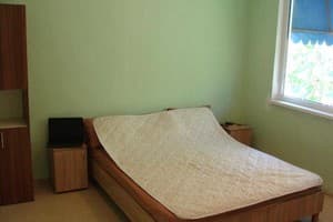 Приватна садиба Окремий будинок в Грибівці. Котедж 5-місний  1