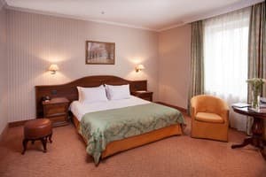 Отель Отрада. Полулюкс двухместный Джуниор 8