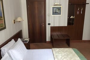 Отель Отрада. Стандарт двухместный Цокольный этаж 5