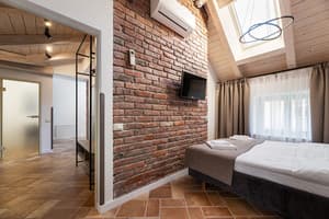 Отель Oysters&Bubbles Gastro Hotel. Rynok square. Семейный 4-местный +1 4