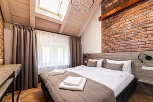 Отель Oysters&Bubbles Gastro Hotel. Rynok square. Семейный 4-местный +1 5