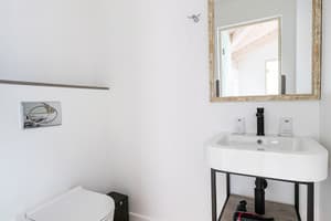 Отель Oysters&Bubbles Gastro Hotel. Rynok square. Семейный 4-местный +1 7