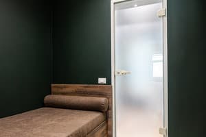 Отель Oysters&Bubbles Gastro Hotel. Rynok square. Стандарт двухместный с дополнительной кроватью 7