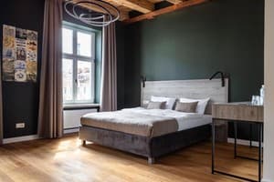 Отель Oysters&Bubbles Gastro Hotel. Rynok square. Улучшенный двухместный большой с видом на город 2+2 1