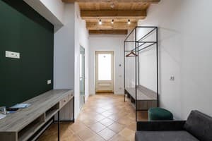 Отель Oysters&Bubbles Gastro Hotel. Rynok square. Улучшенный двухместный с видом на город 2+1 6