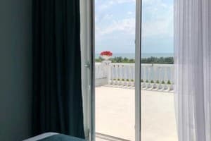 Отель PANORAMA BRIZ. Люкс 4-местный  13