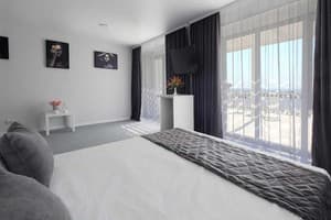 Отель PANORAMA BRIZ. Полулюкс 4-местный с террасой 3